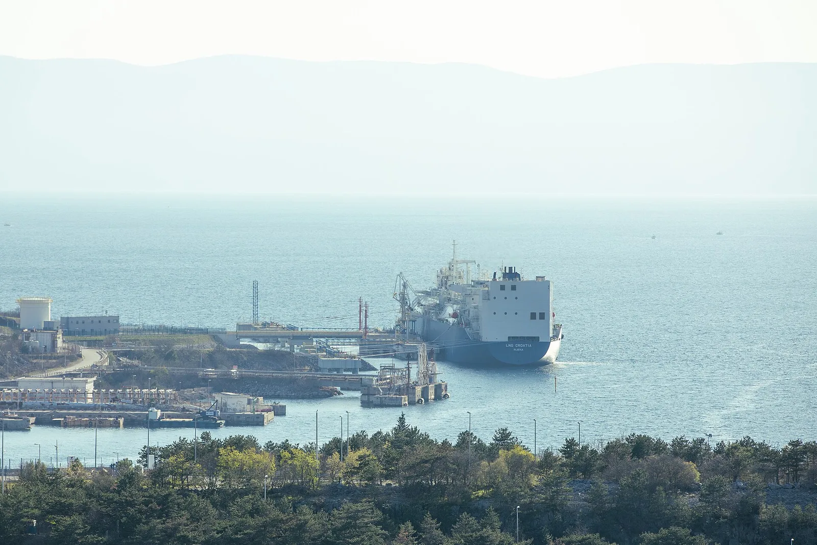 UKMTO Verifies Hormuz Tanker Strike Amid Elevated Gulf Threat